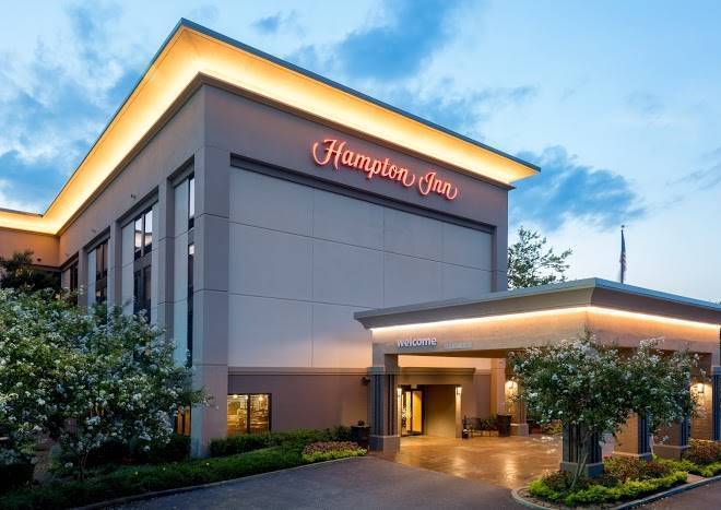 Hampton inn memphis walnut grove baptist hospital east