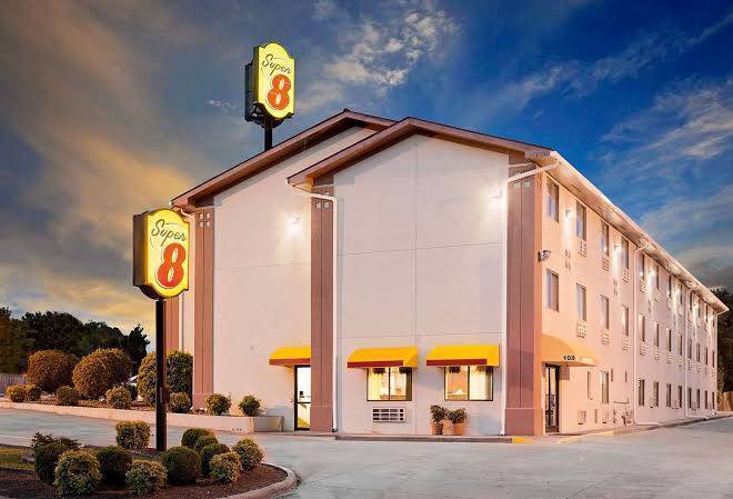 Super 8 by wyndham johnson city