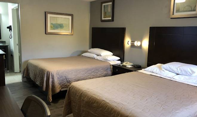 Deerfield inn & suites