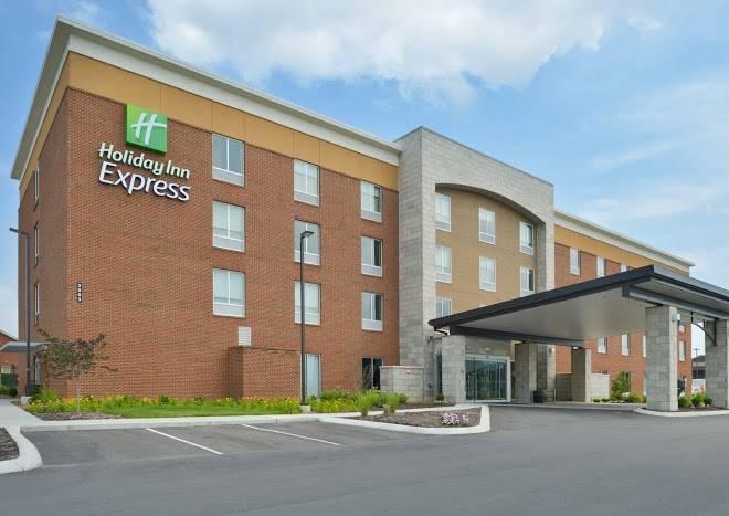 Holiday Inn Express Spring Hill Image