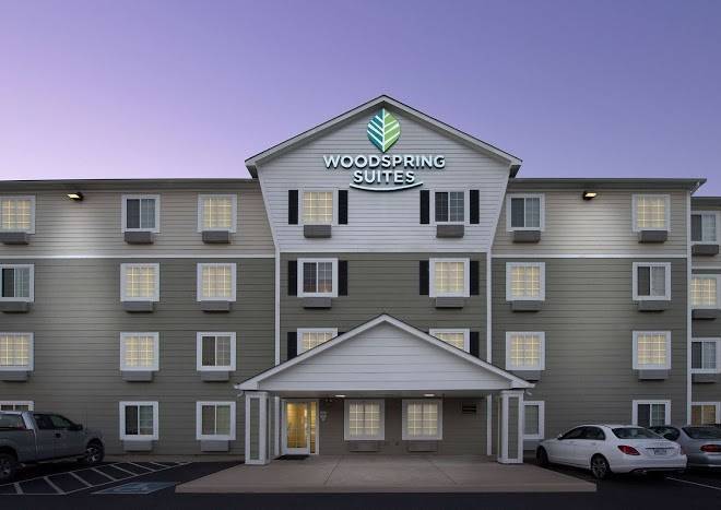 Woodspring suites lebanon