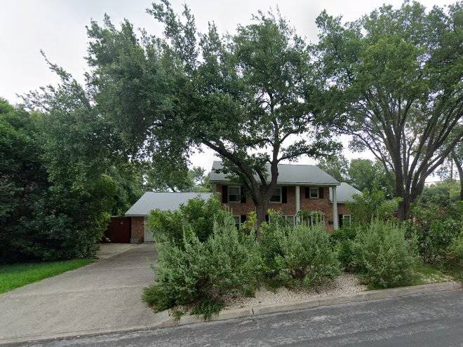 Alamo Heights Oasis Image