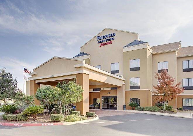 Fairfield Inn & Suites By Marriott San Antonio Seaworld Westover Hills Image