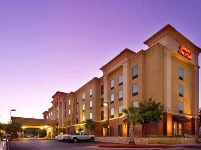 Hampton inn & suites san antonio airport