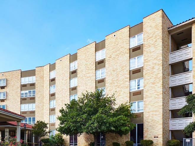Candlewood Suites Building 2426