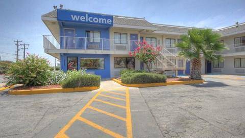 Motel 6 San Antonio Tx Fort Sam Houston Image