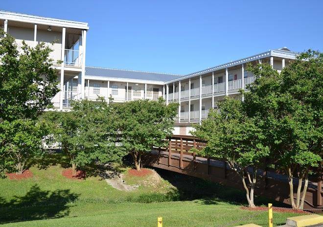 Studio 6 San Antonio Lackland Afb Image