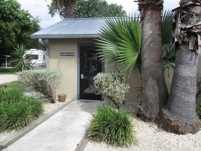 Traveler's world rv resort