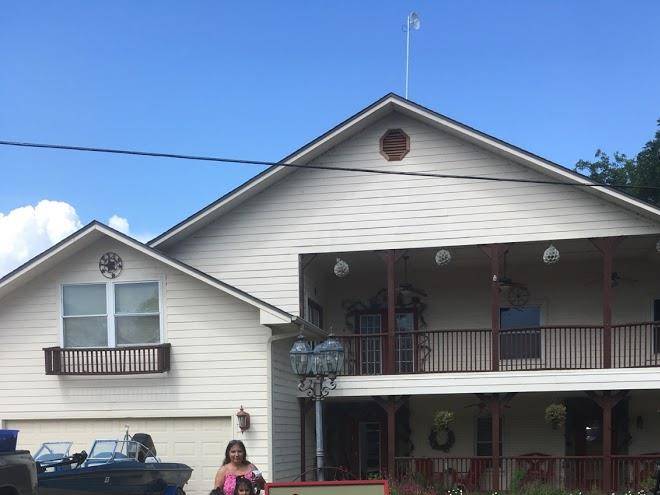 Lakehaven b & b