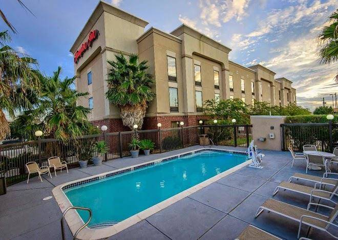 Hampton inn houston pearland
