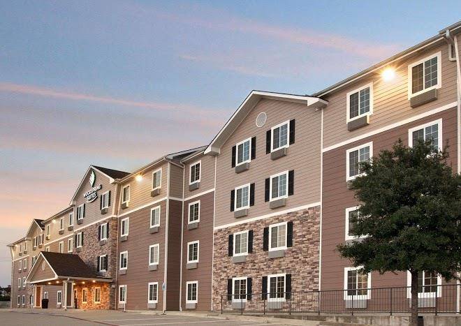 Woodspring suites college station
