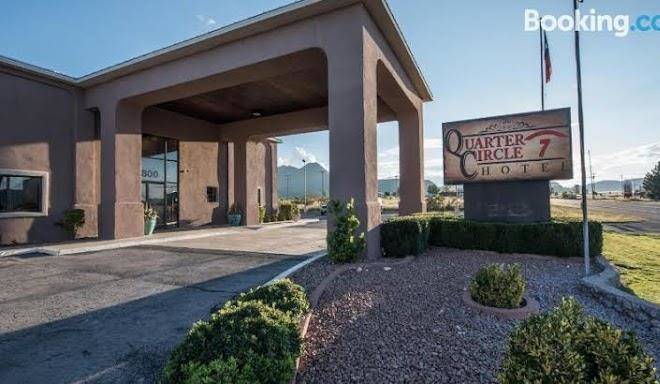 Quarter circle 7 hotel and spa