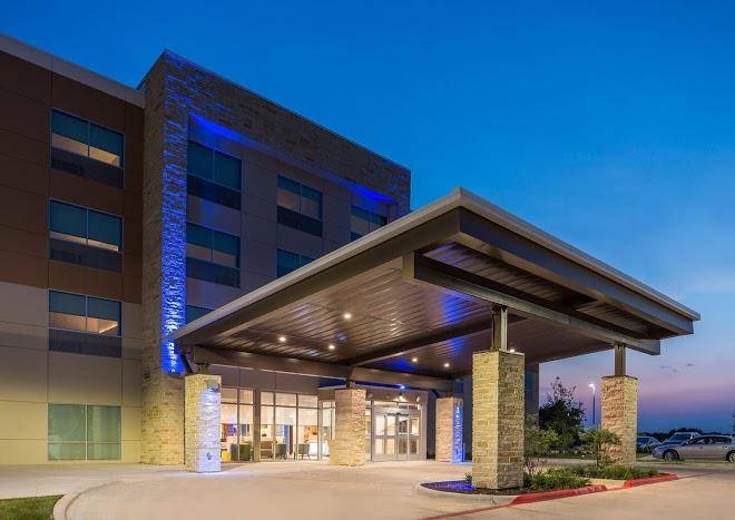 Holiday inn express early