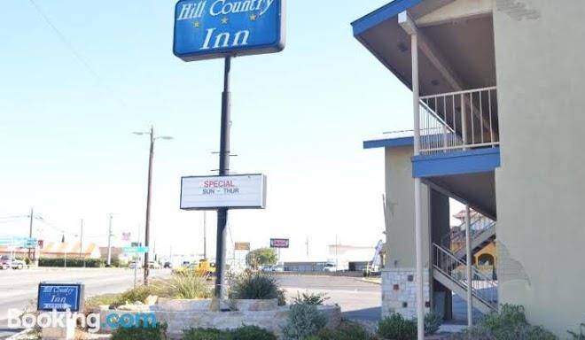Hill Country Inn & Suites Image