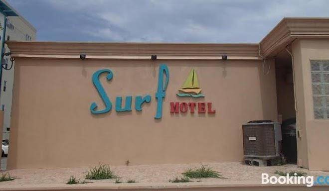 Surf motel & boomerang billy's beach bar