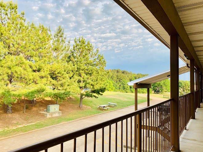 Weston inn & suites