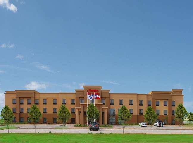 Hampton inn & suites childress
