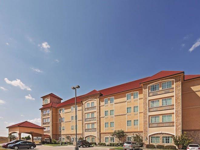La quinta inn & suites by wyndham allen at the village