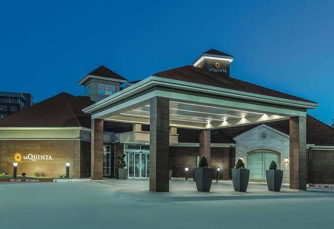 La Quinta Inn & Suites By Wyndham Dallas Plano West Image