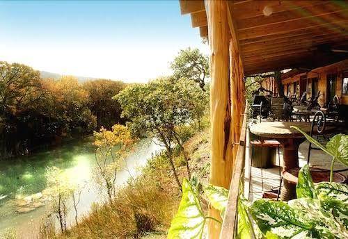 Hideout on the horseshoe