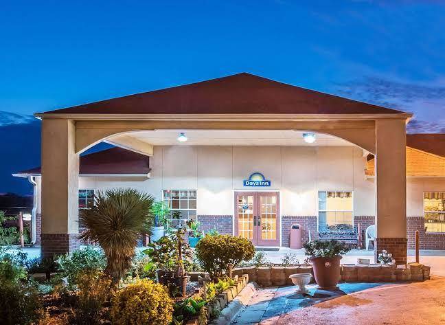 Days inn by wyndham gainesville