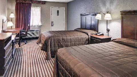 Rodeway Inn Gainesville I 35 Image