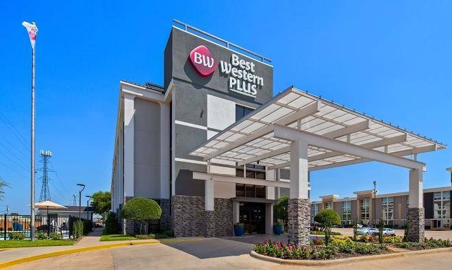 Best western plus dallas love field north hotel