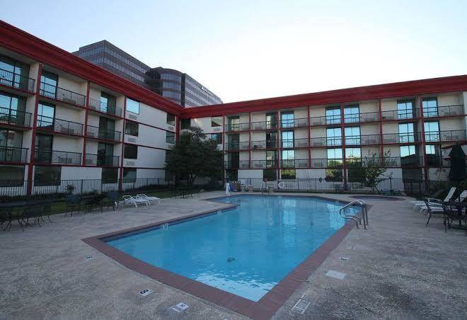 Gateway hotel dallas park central