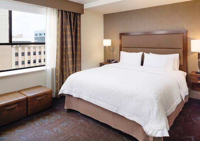 Hampton inn & suites dallas downtown