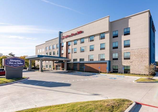 Hampton inn & suites dallas east