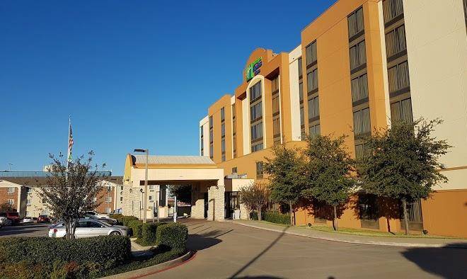 Holiday inn express & suites dallas ft worth airport south
