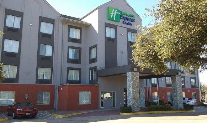 Holiday inn express & suites dallas park central northeast
