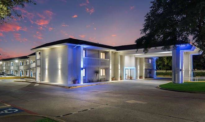 Motel 6 addison tx dallas