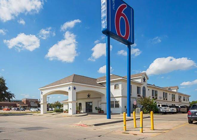 Motel 6 Irving Tx Irving Dfw Airport South Image