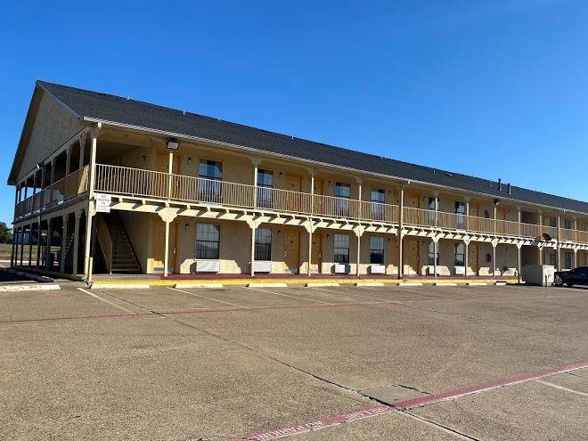 Spanish trails inn