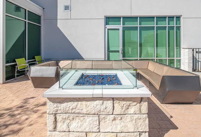 Springhill suites by marriott dallas central expressway
