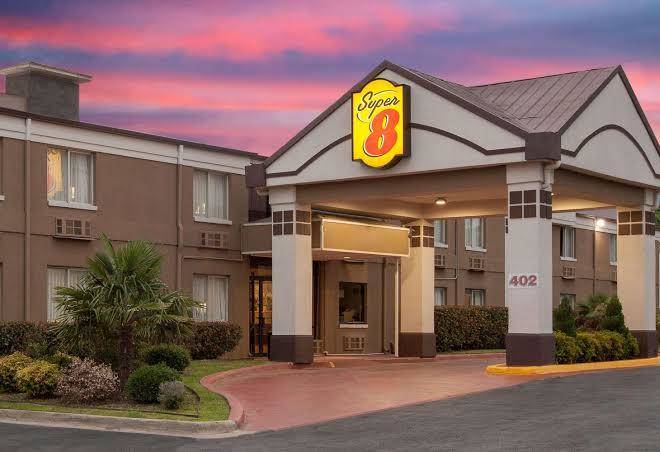 Super 8 by wyndham grand prairie north