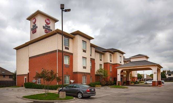 Best western plus lake dallas inn & suites