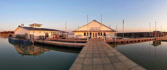 Hidden cove park and marina