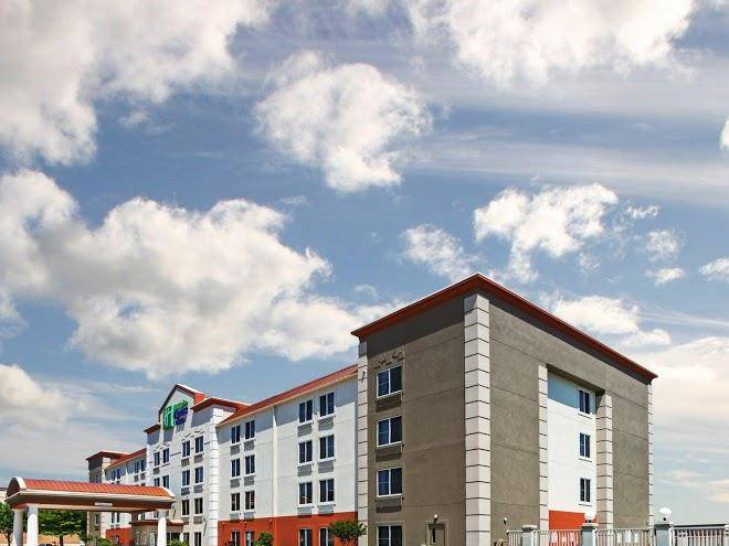 Holiday inn express & suites dallas lewisville