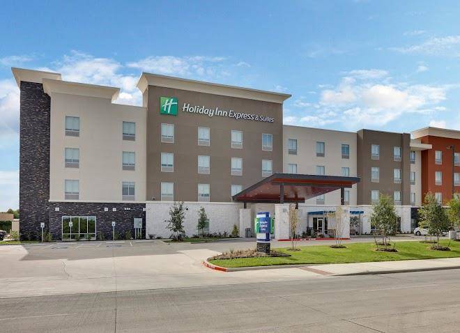 Holiday inn express & suites plano the colony