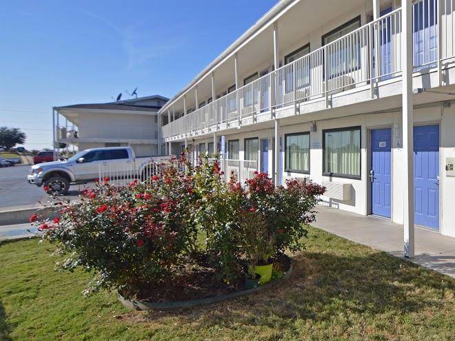 Motel 6 denton tx unt