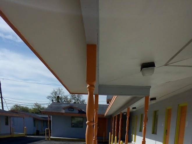 Carrizo executive inn