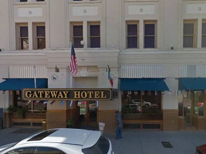 Gateway hotel