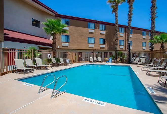Red roof inn el paso west