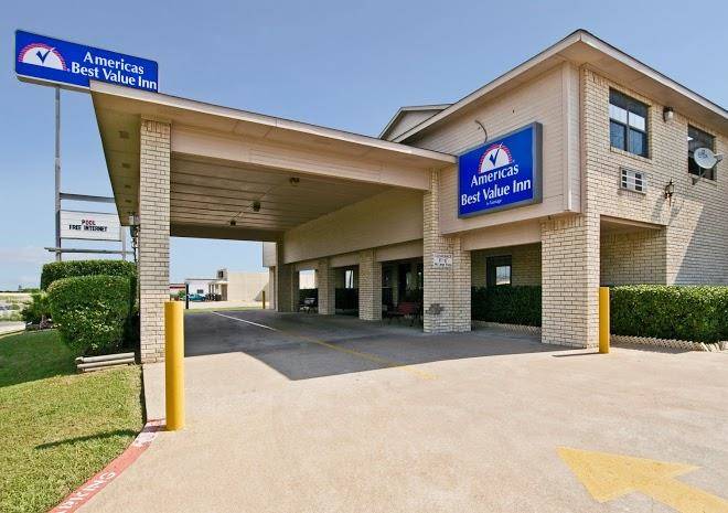 Americas best value inn midlothian cedar hill