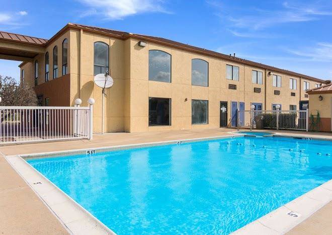 Motel 6 ennis tx