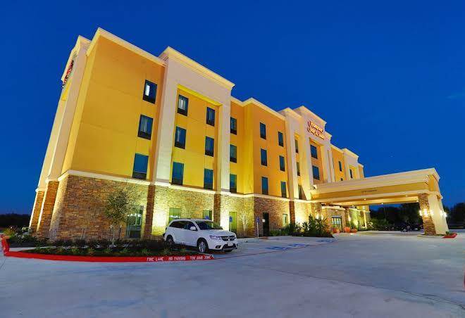 Hampton inn & suites missouri city tx