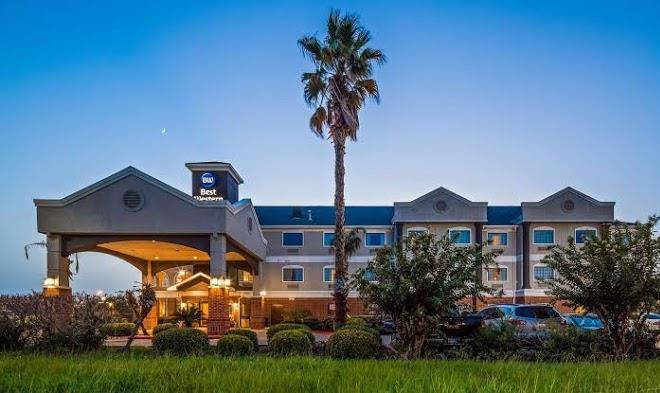 Best western mainland inn & suites