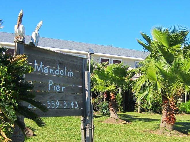 Mandolin Pier Image